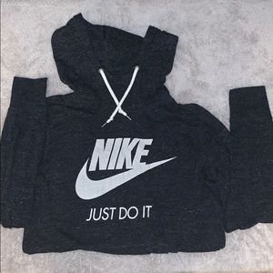 Light Nike sweatshirt